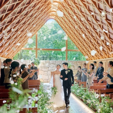 ニーズ岡山 by T&G WEDDING (旧 アーヴェリール迎賓館 岡山)：GWプレミア【黒毛和牛*試食】森のチャペル貸切邸宅体験10大特典