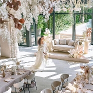 ニーズ青山 by T&G WEDDING (旧 青山迎賓館)：初めての見学にオススメ◆全館開放天空チャペル演出体験*GIFT付