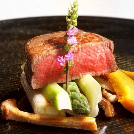 ニーズ高松 by T＆G WEDDING (旧 アーヴェリール迎賓館 高松)：月1BIG【国産牛&オマールフルコース試食】水のチャペル&リゾート