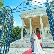 ニーズ千葉みなと by T&G WEDDING(旧 ベイサイドパーク迎賓館 千葉みなと):【初めての見学にオススメ】見積りまでしっかり相談★全館見学