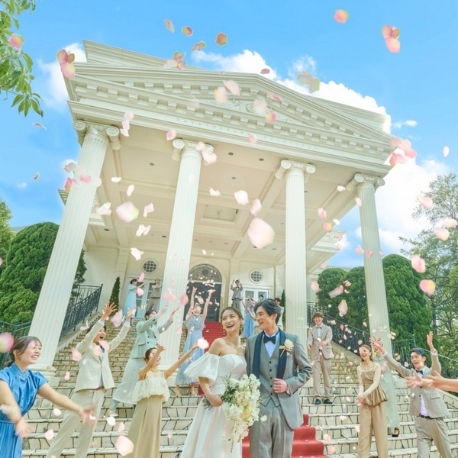ニーズ千葉みなと by T&G WEDDING（旧 ベイサイドパーク迎賓館 千葉みなと）：月1*BIG＼森のチャペル×圧巻の大階段／10大特典＆国産牛試食