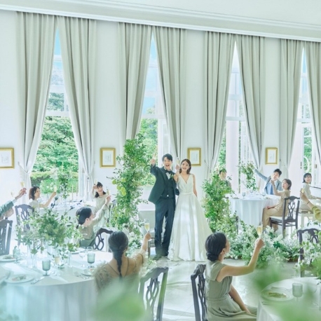 アーセンティア迎賓館　静岡：＼好評！黒毛和牛試食付／憧れ大階段入場×模擬体験×ドレス優待