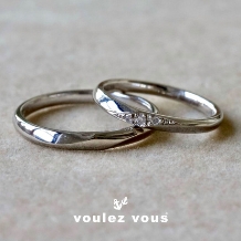 voulez vous（ヴーレ・ヴー）:美しい手元を作り出す三石の輝き【Blessing】