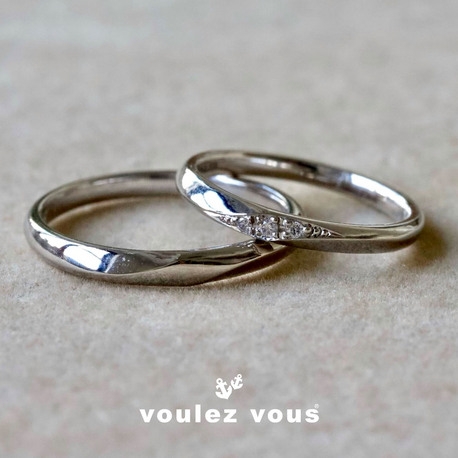 voulez vous（ヴーレ・ヴー）:美しい手元を作り出す三石の輝き【Blessing】