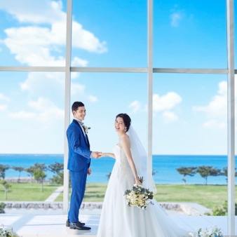シー シェル ブルー 小さな結婚式 4月限定 めんそ れ沖縄 フォトウェディングキャンペーンのブライダルフェア 国内でのリゾートウエディングでリゾート挙式を ゼクシィ