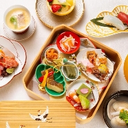 博多百年蔵(国登録有形文化財):【予約No.1】料理重視◎出汁は鰹節を削るところから「週末お重」