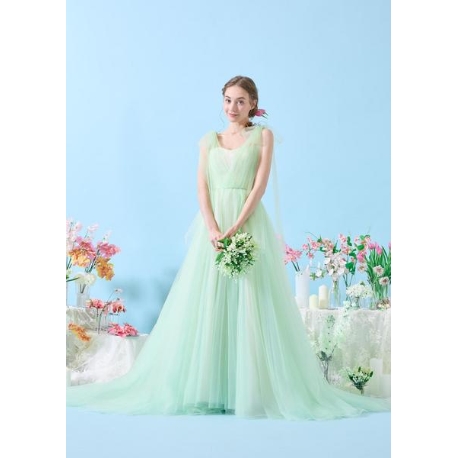 ララシャンスベルアミー：【プレ花嫁絶賛！】話題のカラー診断×カラードレス試着体験