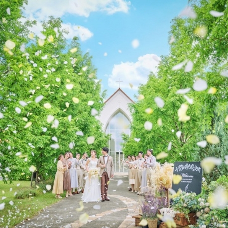 ララシャンスベルアミー：バレンタイン直前★憧れ王道チャペル×ドレス試着*最大140万優待