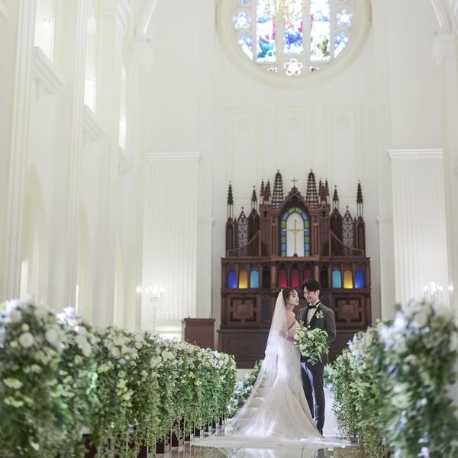 ララシャンスベルアミー：三連休初日SP★上質チャペル体験×最新ドレス見学*贅沢4万試食