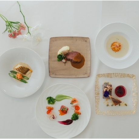Ｌｅ　Ｍｅｒｃｉ（ル・メルシェ）：【全４品無料試食】オマール＆フィレ無料試食×スイーツ×ドレス