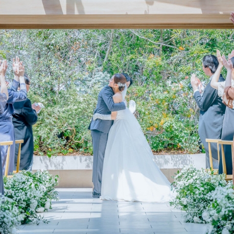 エレガンテヴィータ：2025年内★40名174万円！感動New挙式×最大100万特典