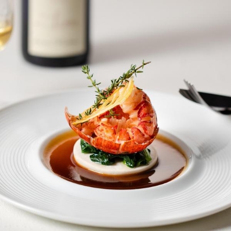 KOBE St.MORGAN CHURCH（神戸セントモルガン教会）：【ミシュラン★】トリュフ・フォアグラ・キャビア試食"QUO1万円"