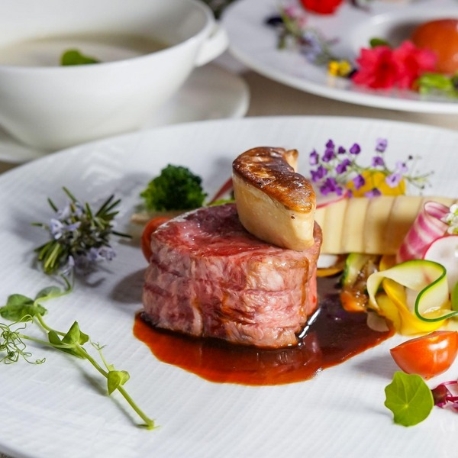 キュイジーヌ　フランセーズ　ラ・シャンス（環水公園内）：【ブライダルEXPO】ミシュラン料理×絶景チャペル×120万円特典