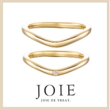 JOIE de treat. (ジョア ドゥ トリート）:【ジョア ドゥ トリート】ピンクゴールドに3石のダイヤきらめく曲線フォルムの指輪