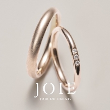 JOIE de treat. (ジョア ドゥ トリート):【★新色★ローズウッドゴールド×マット】柔らかく肌なじみの良いニュアンスカラー