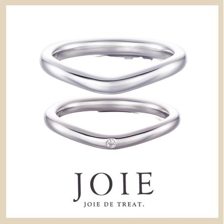 JOIE de treat. (ジョア ドゥ トリート）:【指がすっきりと見えるデザイン】1石ダイヤがポイントのエレガントな曲線フォルム