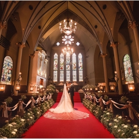 宮の森フランセス教会：歴史ある教会で感動の生演奏体験｜挙式料0円特典♪