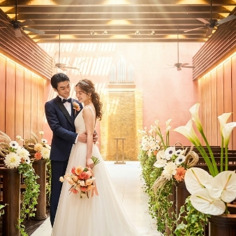 結婚式場：【安心して会場比較＆日程の仮予約OK】最大160万優待＆試食
