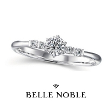 WEDY（ウェディ）:【BELLE NOBLE】センターに寄り添うメレダイヤが上品に輝く　ノイシュ