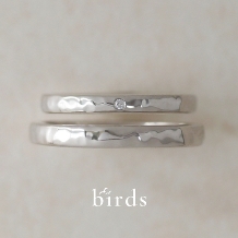 【birds】柔らかな質感にこだわったナチュラルな輝きのデザインparticle