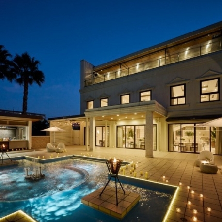 ＮＩＨＯ：【8～30名様◇貸切り】水上ヴィラ見学×家族婚プラン相談会