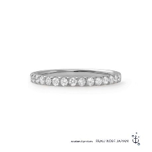 FRAU KOBE JAPAN／フラウ コウベ ジャパン:エタニティエンゲージ／ダイヤの輝きに特化。リング幅一杯にダイヤが並ぶデザイン