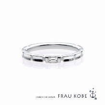 FRAU KOBE JAPAN／フラウ コウベ ジャパン:‘ショコラブリック’／バケットダイヤをトッピングしたビターな甘さの指輪