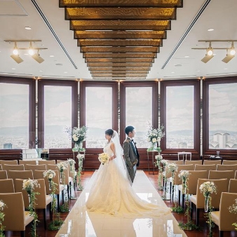 ラ・フェット ひらまつ：【チャペル挙式×少人数会食会】～アットホームな家族婚が叶う～