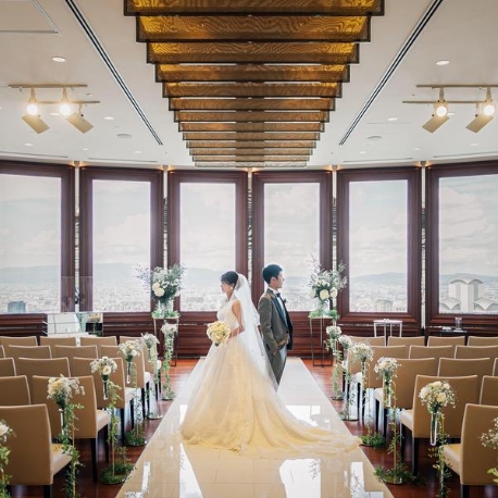 ラ・フェット ひらまつ：【チャペル挙式×少人数会食会】～アットホームな家族婚が叶う～