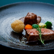 THE MEIBIA MIYAZAKI(旧ガーデンテラス宮崎 ホテル&リゾート):\式場見学2件目以降のカップル限定/オプション料理プレゼント