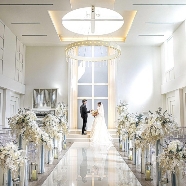 アールベルアンジェ富山：【王道結婚式が叶う！】駅近邸宅×白亜チャペル×新作ドレス見学