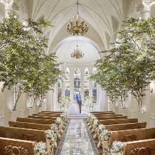 セントアクアチャペル心斎橋:【挙式のみプラン】都心に佇むステンドグラス大聖堂で感謝を伝える結婚式