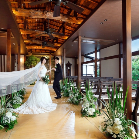 ＨＡＴＳＵＮＥＹＡ　ＧＡＲＤＥＮ　～since 1868 KAWAGOE～：【雰囲気×ドレス重視】自然光チャペル＆108万優待◆2万相当試食