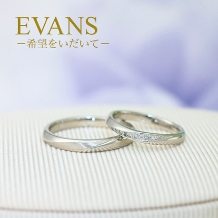 EVANS bridal 旭川本店（エヴァンスブライダル）:【EVANS】ゆるカーブラインで手元を美しく「エスポワール～希望をいだいて」