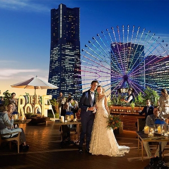 《Instagramで話題♪》絶景のルーフトップ大公開!演出×料理全てを体験!