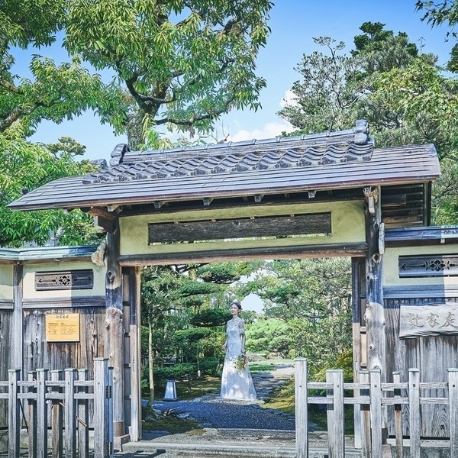 辻家庭園　～前田家家老旧横山家迎賓館～（金沢市指定文化財）：60日で結婚式準備｜今からでも間に合うウエディングフェア