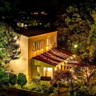 結婚式場：月1限定【4会場見学ツアー】1日で全てわかる！特典×試食フェア