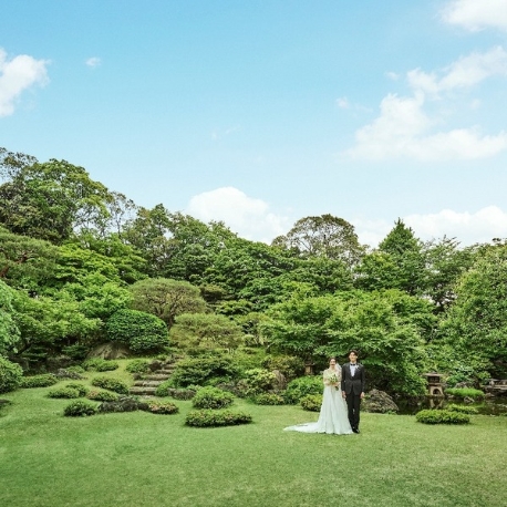 国際文化会館（International House of Japan）：【大人＆シンプルなガーデンWが自慢】光×風×名建築/無料試食