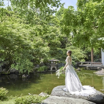 結婚式場：【3000坪の名庭園】ガーデン挙式×美食の上質おもてなし体験