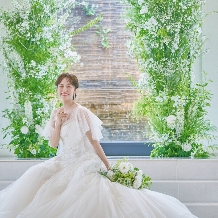 エミリア（Wedding Court EMILIA）:【2026年2月末まで】光と水と緑のチャペル★エミリア挙式のみプラン♪