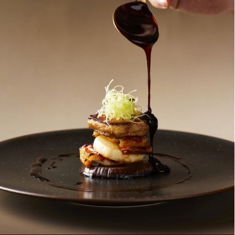 アカガネリゾート京都東山　（AKAGANE RESORT KYOTO HIGASHIYAMA）：残2△【祝日限定BIG★料理重視】和牛/甘鯛 贅沢VIP席で食べ比べ