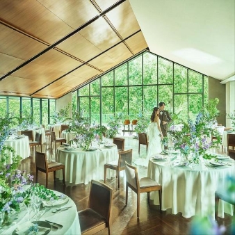 結婚式場：＼最大170万特典／4万試食◎×緑の貸切邸宅×来館ギフト9万