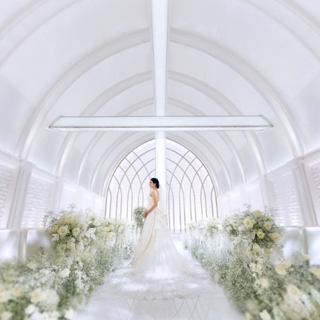 アルマリアン TOKYO:【愛され花嫁ALL体験】純白チャペル×大人気演出*フルコース試食