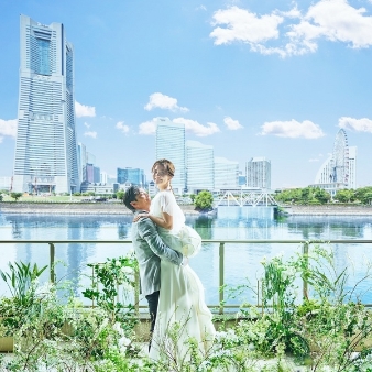 結婚式場：＼4万美食＊絶景パーティ／憧れ感動挙式×初見学1万ギフト