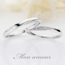 ダイヤモンドが斜めにセッティングされた人気の結婚指輪【モナムール】クレール