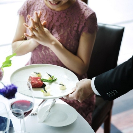 ル・ミディ ひらまつ：おもてなし料理を徹底比較◆シェフこだわりの黒毛和牛コース試食