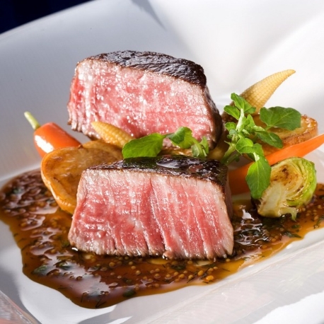 セントアクアチャペル横浜：【料理重視】厳選牛フィレ肉×期間限定特典×おもてなし