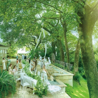 結婚式場：残1【2/28限定★3万試食＆4万特典】光と緑*森チャペル×貸切邸宅
