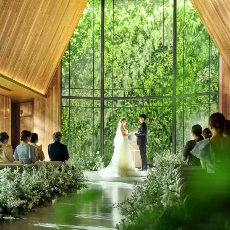 ニーズ神宮前 by T&G WEDDING (旧 アルモニーソルーナ表参道)：【天井高8ｍチャペル】10大特典×アマギフ＆貸切ガーデン体験