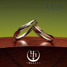 ＶＥＩＬ（ヴェール）:細身なコンビデザイン！可愛い雰囲気で着けれる結婚指輪【萬時】